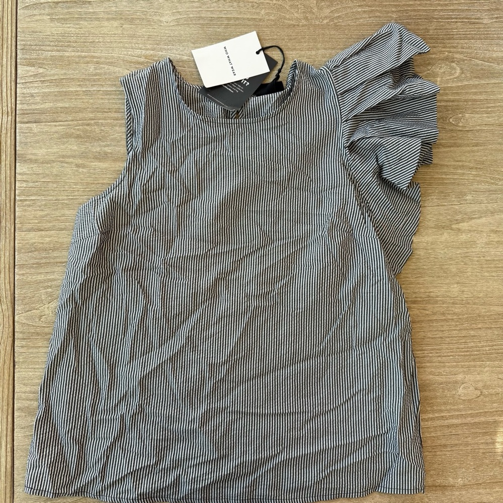 Who What Wear NWT tank top asymmetrical striped nautical gray and white